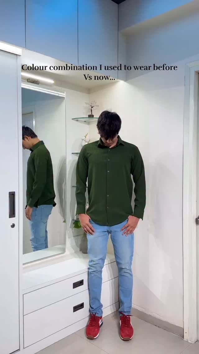 Green Shirt and Light Jeans Outfit for Men: How to Make the Colour Combination Work