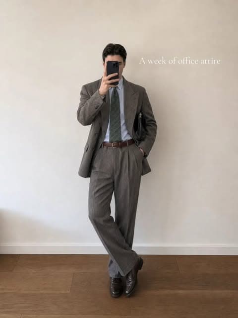A Week of Office Attire for Men: 7 Professional Outfits You Can Repeat