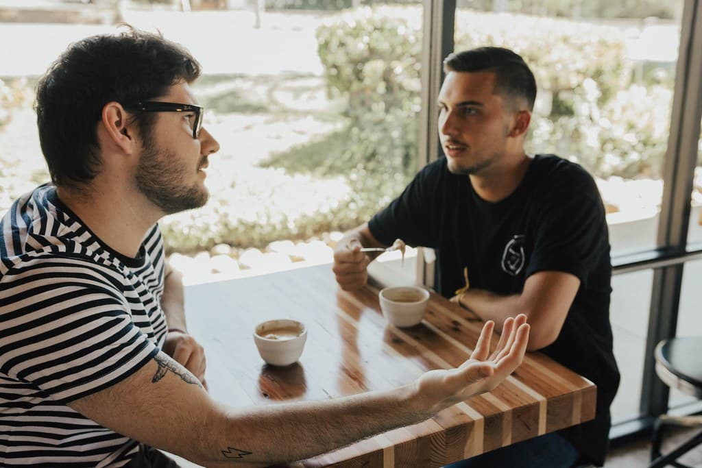 Conversation Etiquette for Men: 15 Rules That Make You Better to Talk To