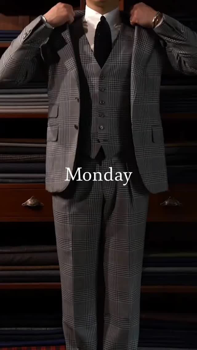 Navy Suit, White Shirt and Brown Shoes: The Classic Formal Outfit Every Man Should Know